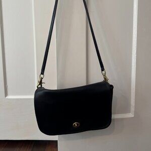Vintage Coach Black Leather Shoulder Bag